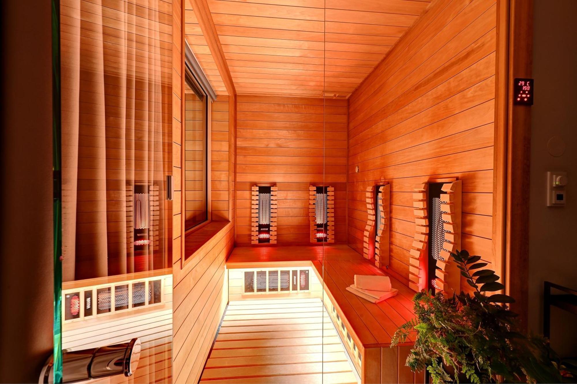 Wellness Hotel Fenix Liberec Luaran gambar